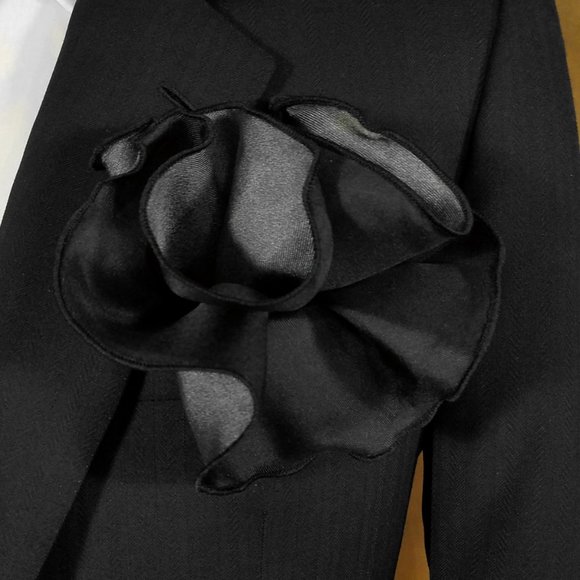 NEW - 100% Silk - Two Sided Black & Charcoal Pouf Round Pocket Square - Picture 10 of 10